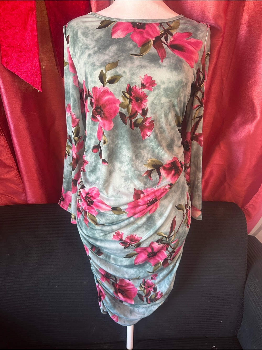 Maternity dress with flowers